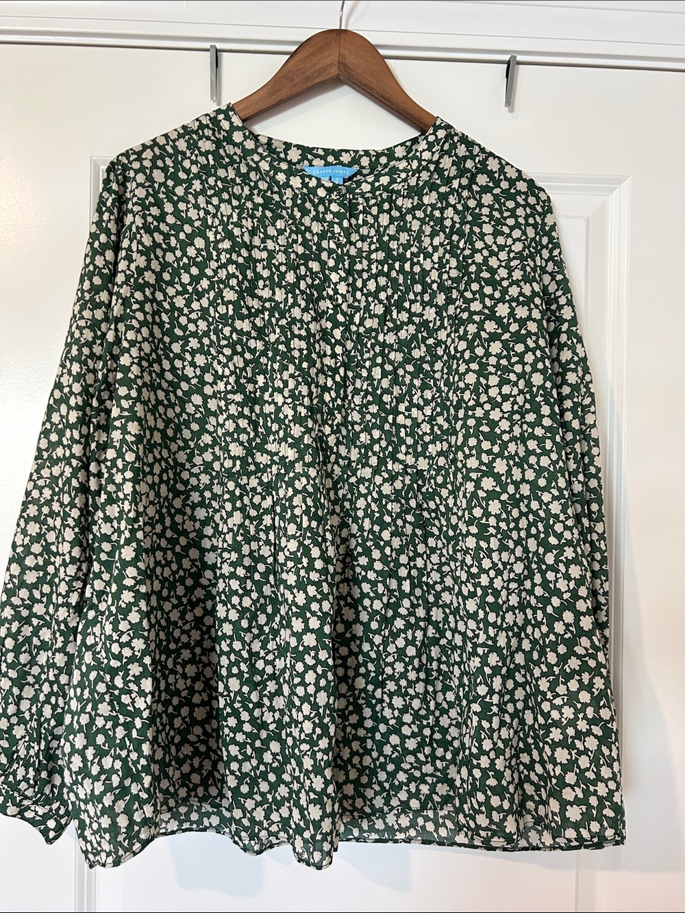 Draper James Evangaline Gauzy Cotton Pintuck Floral Blouse Top Long Sleeve